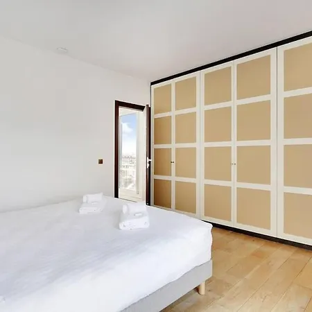 Appartamento Penthouse Champs élysées, Vue Sur Et La Tour Eiffel *