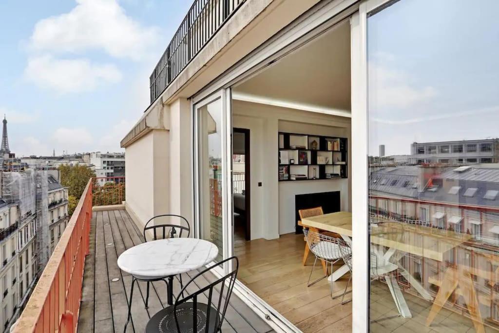 Penthouse Champs Elysees, Vue Sur Et La Tour Eiffel Parigi